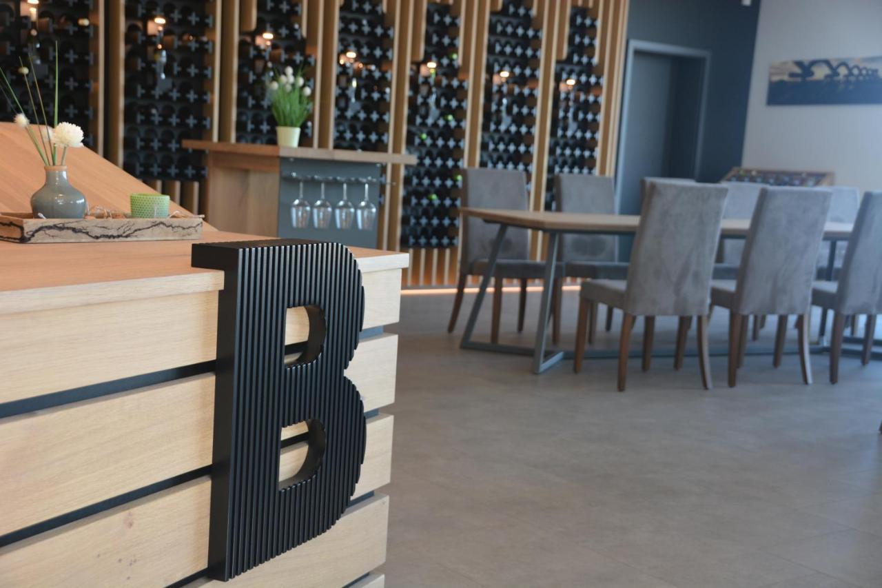 Weingut Bugner Meizelhof Klein-Winternheim Екстер'єр фото